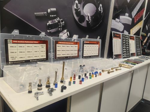 2df5af3e3b3ed2bda8ab542c53412210_compress