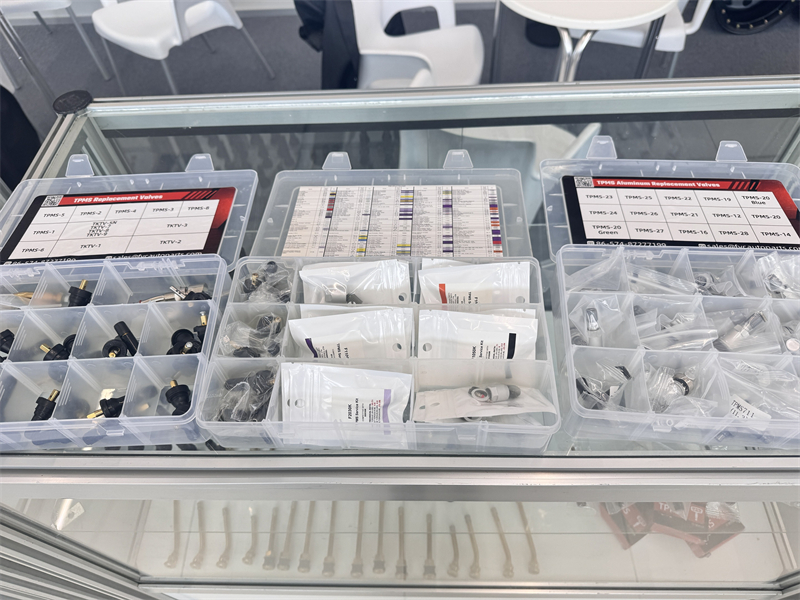 latin tyre & auto parts expog (1).jpg