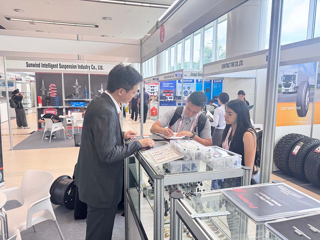 latin tyre & auto parts expo (6)